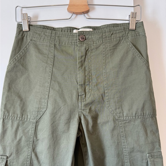 Abercrombie & Fitch Olive Cargo Pants - Picture 2 of 9